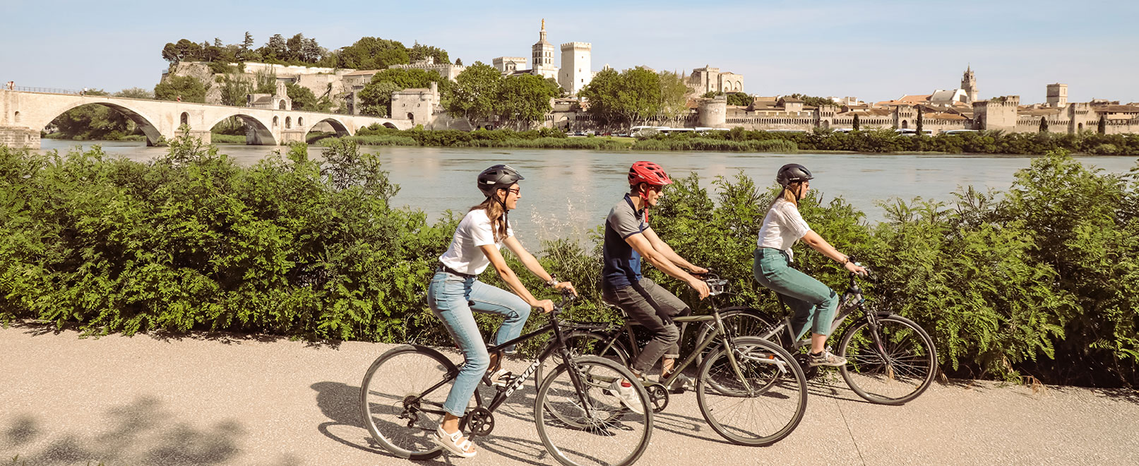 Cycling Avignon © Hocquel